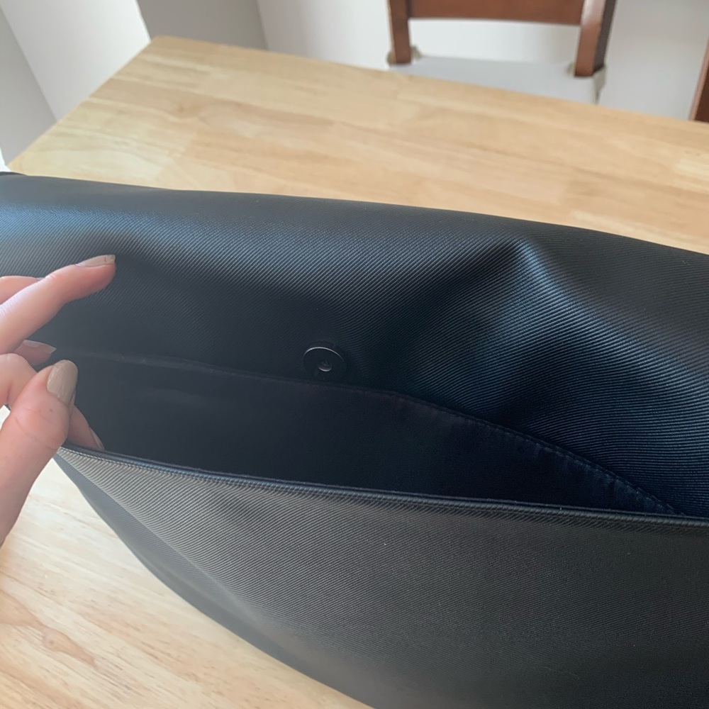 Bugatti Computer Bag - Picture 7 of 8